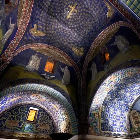 アパート Torre ラヴェンナ